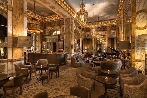 bacchus-and-clio-art-wine-crillon Bacchus and Clio – Hotel Crillon – ©Reno Guntli